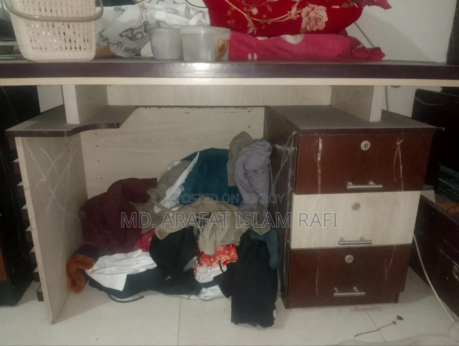 অফিস টেবিল ২ টি