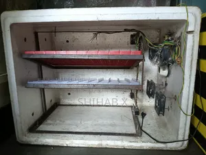 176 ডিমের অটোমেটিক ইনকিউবেটর