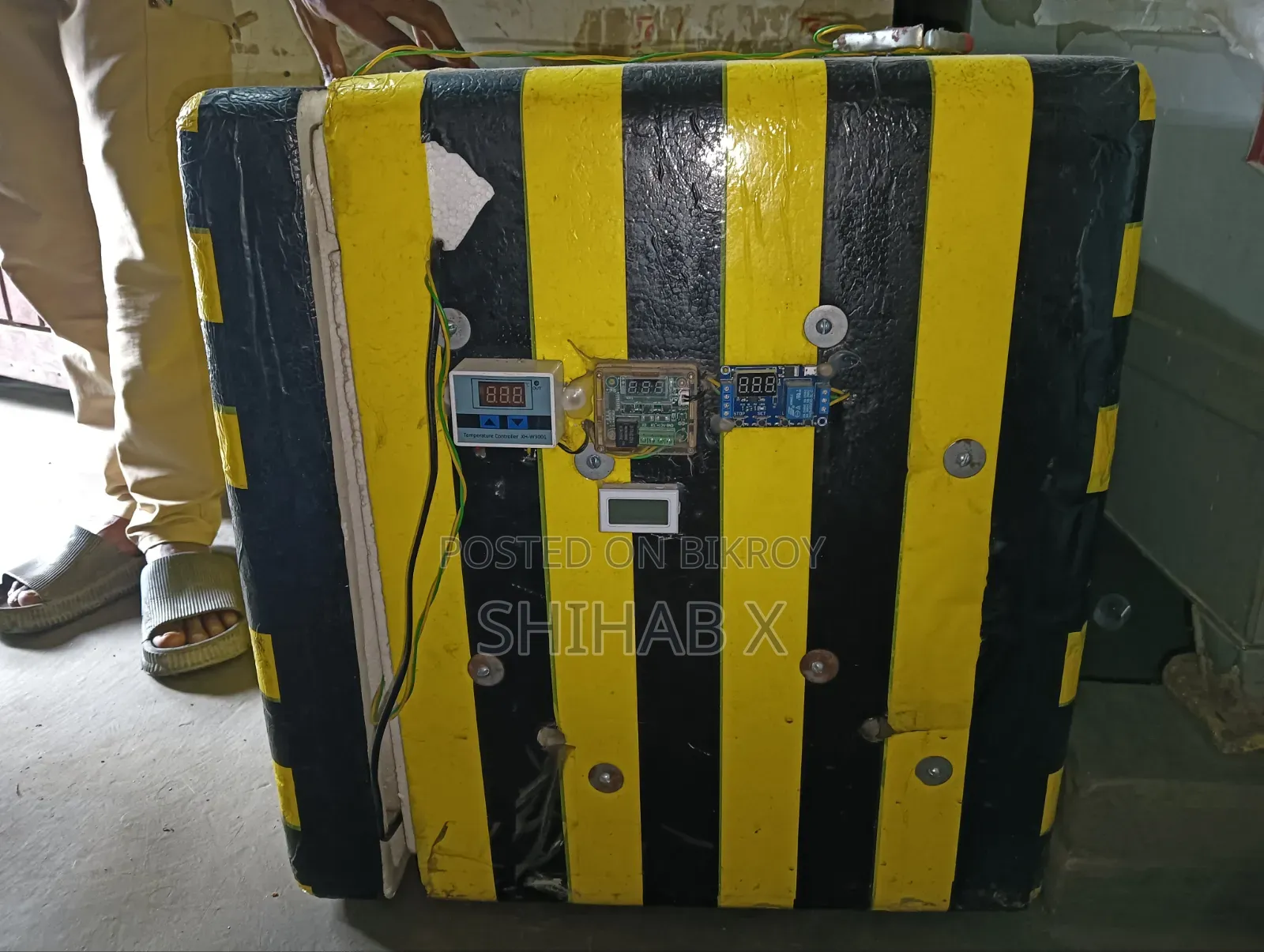 176 ডিমের অটোমেটিক ইনকিউবেটর