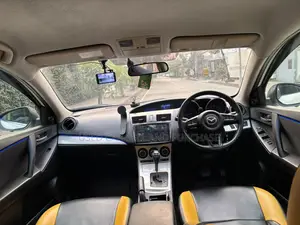 Mazda Axela 2011 White