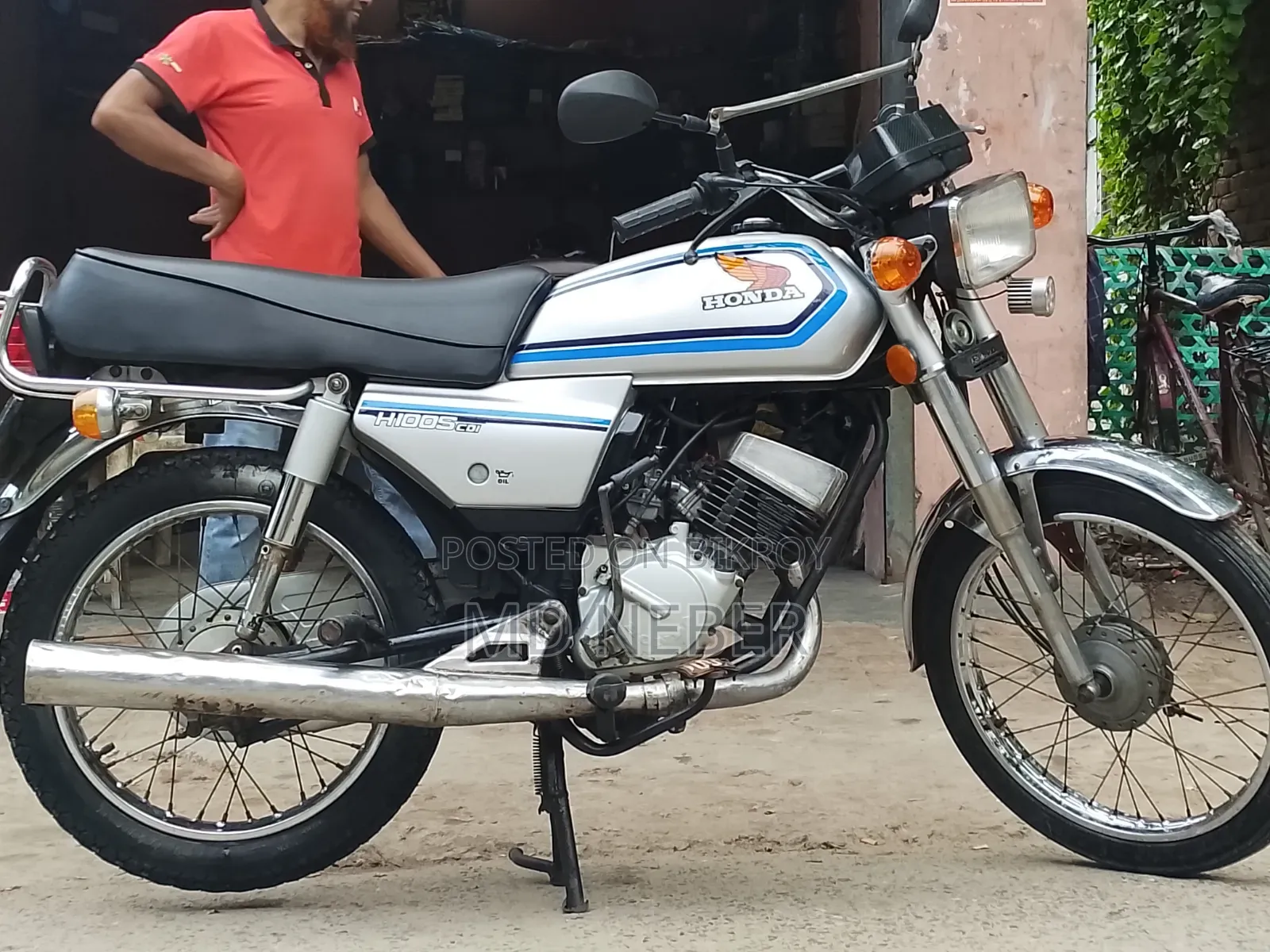 Honda 1988 Silver
