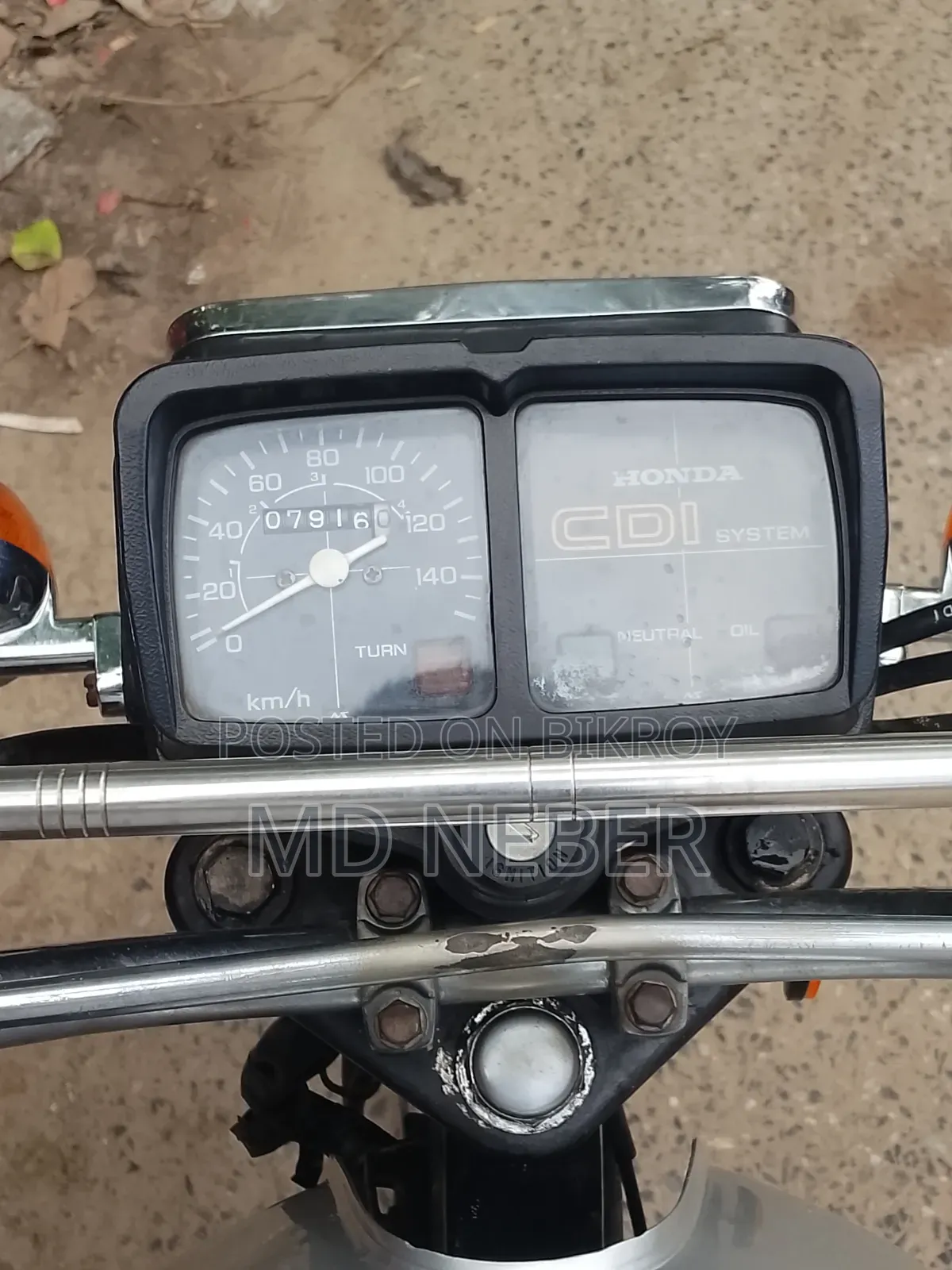 Honda 1988 Silver