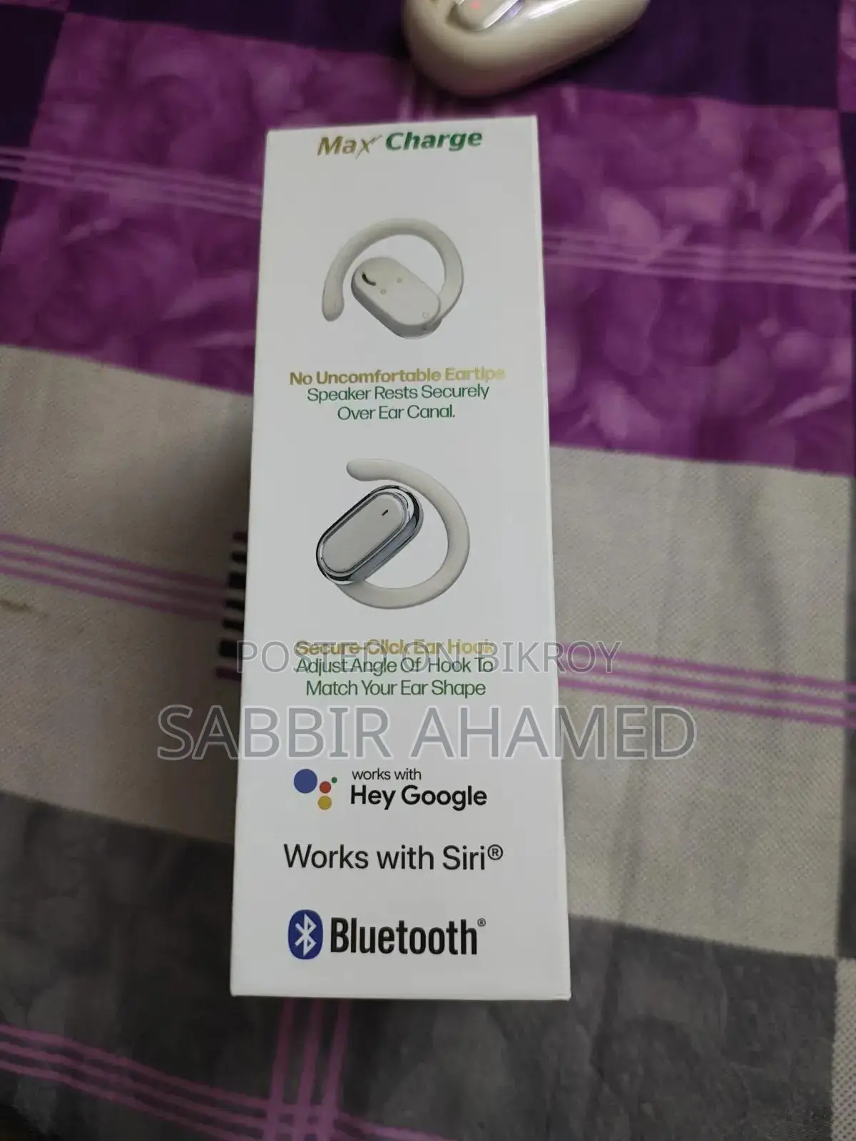 Headphone brought from America in 100/100 condition. Used for 10 days