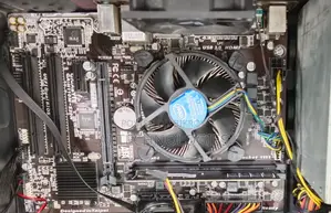 Gigabyte GA-H110MSTX-HD3-ZK 8GB Intel Core I5 SSD 128GB