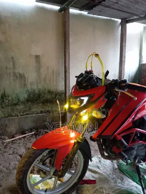 New TVS Apache 160 4V 2021 Red