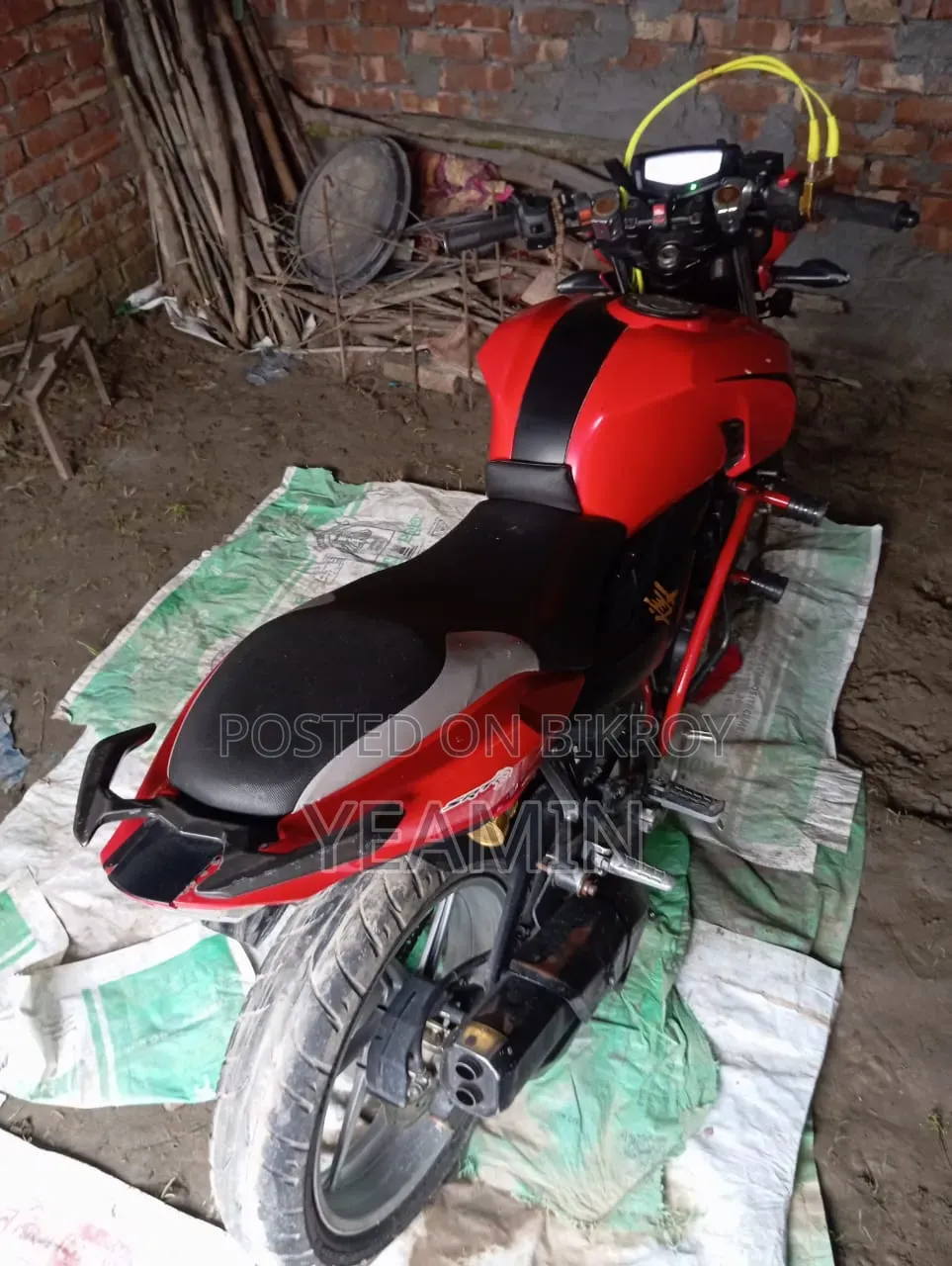 New TVS Apache 160 4V 2021 Red