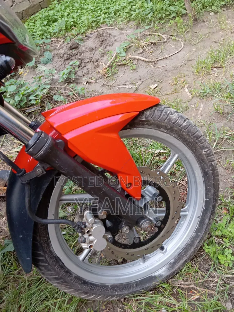 New TVS Apache 160 4V 2021 Red