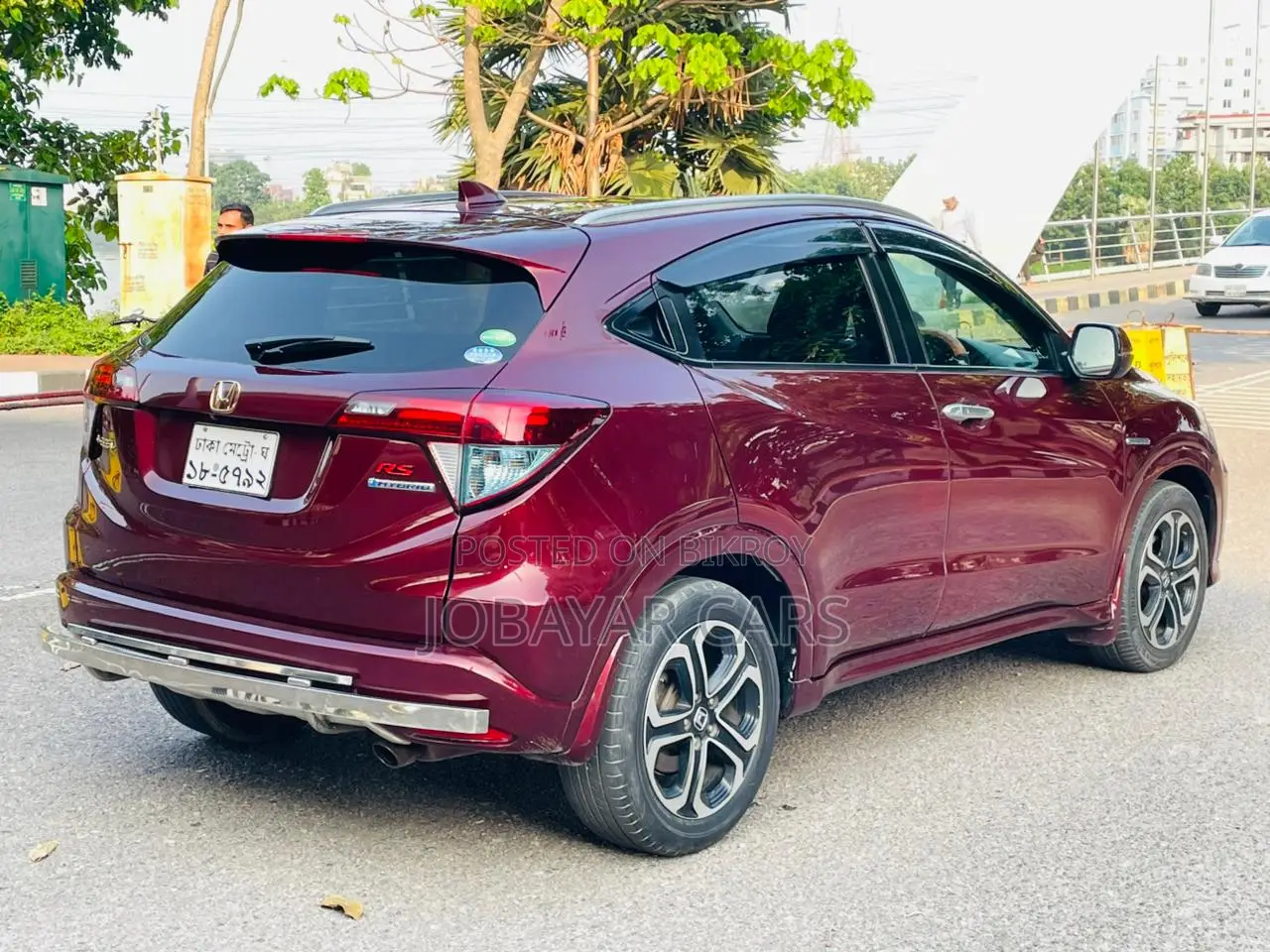 New Honda Vezel 1.5 Hybrid 2WD 2014 Maroon