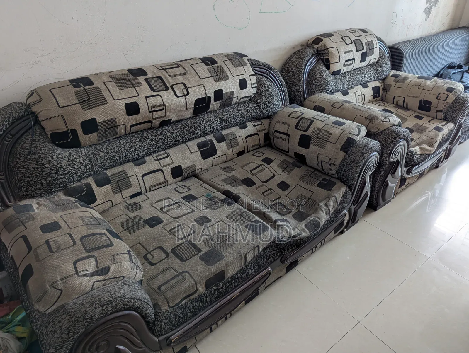 ৫ সিট সোফা