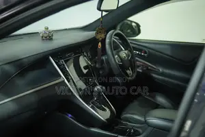 Toyota Harrier ২.০ ২০১৪ ব্ল্যাক