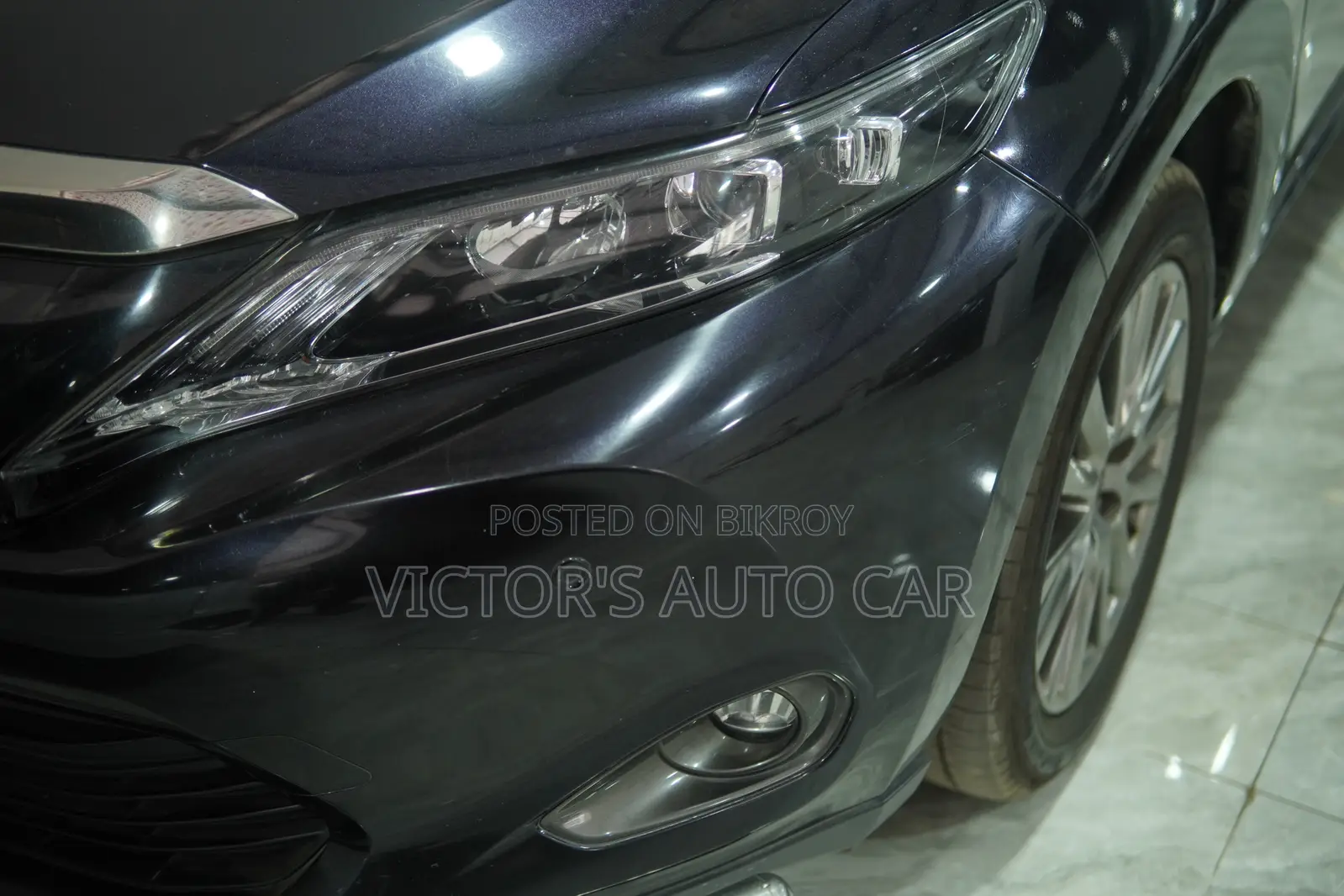 Toyota Harrier 2.0 2014 Black