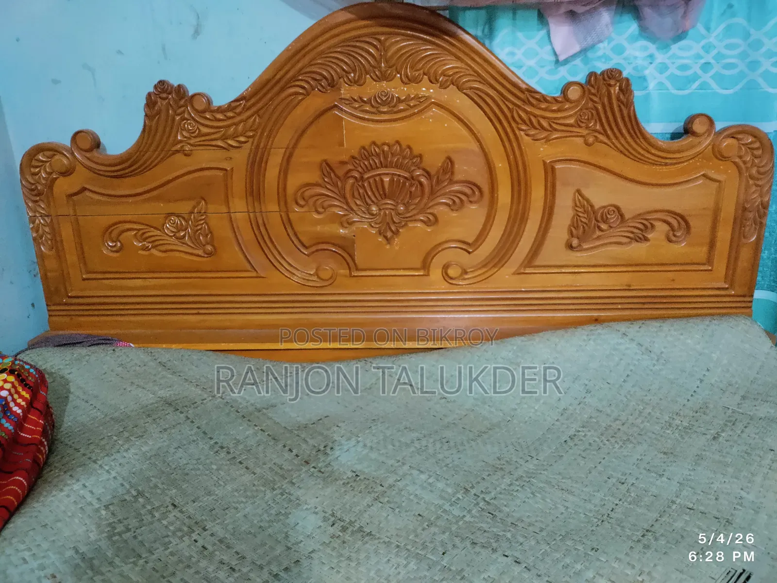 Mahogany Bed