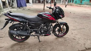 New Bajaj Pulsar 150 2025 Black