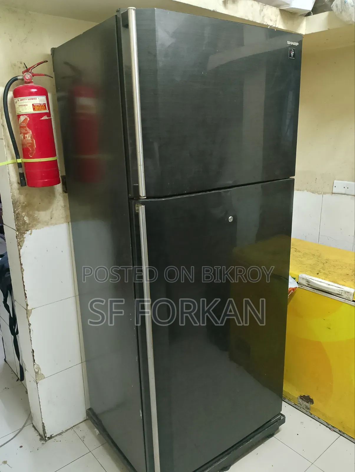 Refrigerator