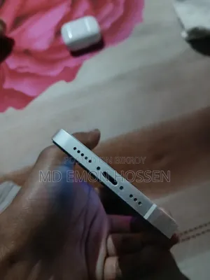 Apple iPhone 12 128 GB White