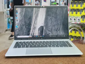 Laptop HP EliteBook 845 G8 8GB AMD Ryzen 5 SSD 256GB