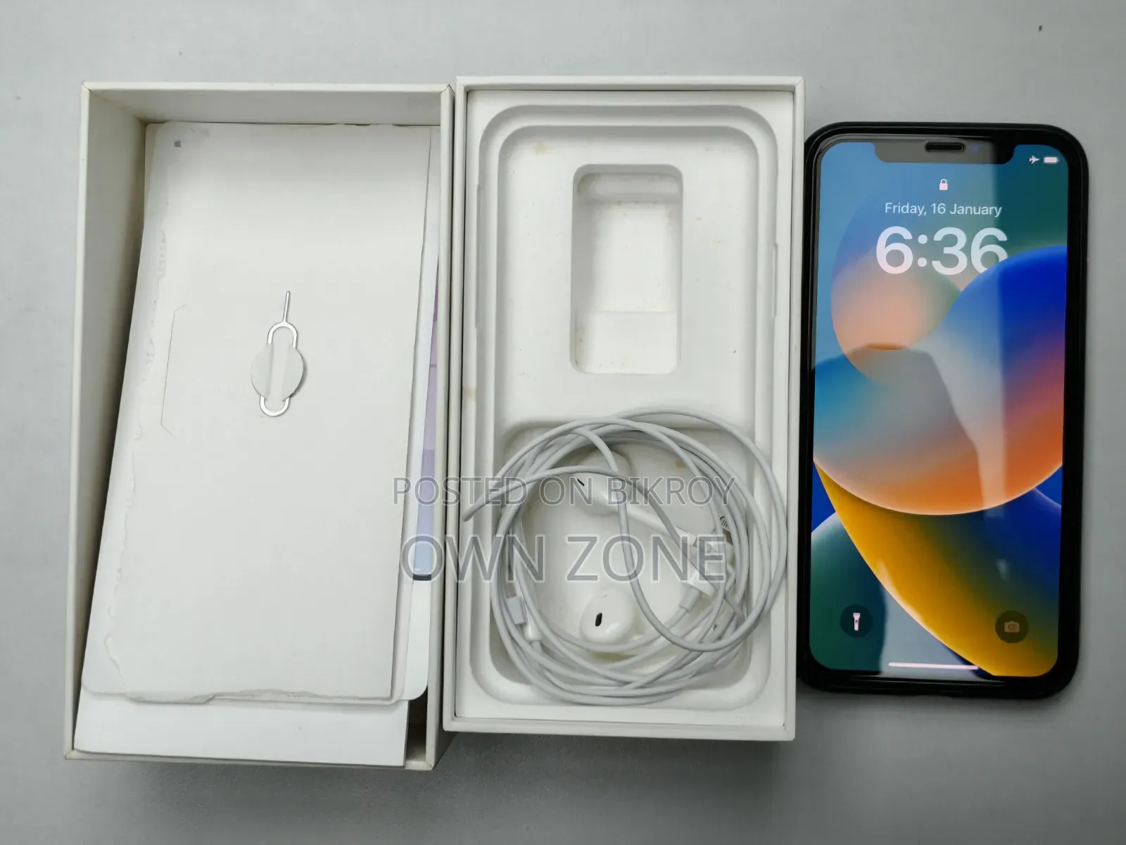 Apple iPhone X 64 GB Black