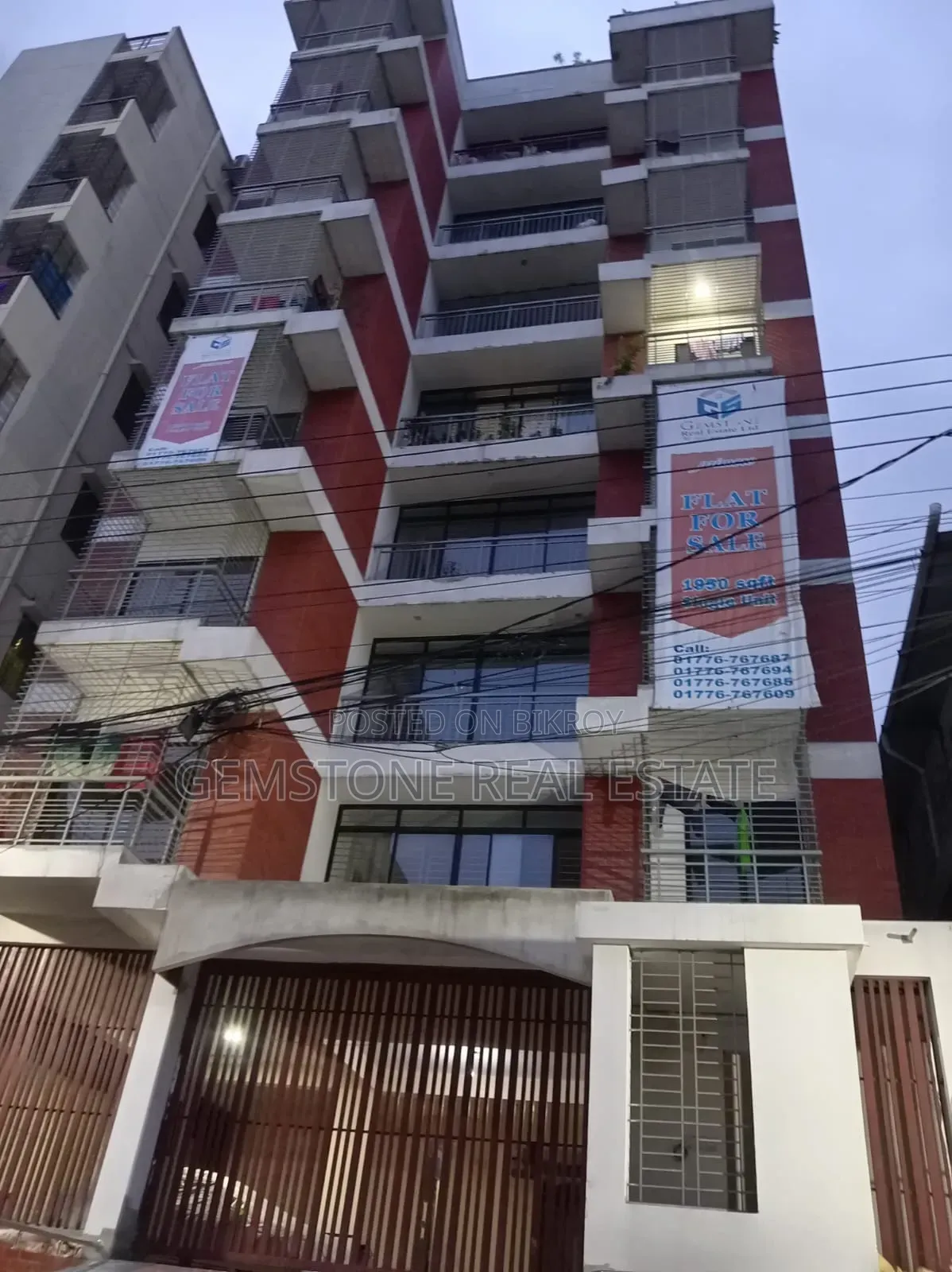 3bdrm Apartment in Gemstone Real Estate, Basundhara for Sale