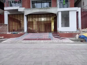 3bdrm Apartment in Gemstone Real Estate, Basundhara for Sale