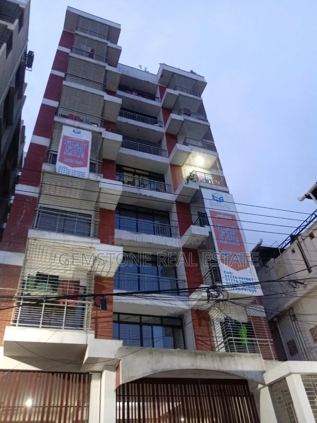 3bdrm Apartment in Gemstone Real Estate, Basundhara for Sale