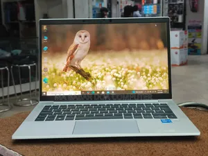 Laptop HP EliteBook 830 G8 8GB Intel Core I5 SSD 256GB