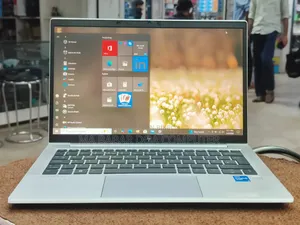 Laptop HP EliteBook 830 G8 8GB Intel Core I5 SSD 256GB