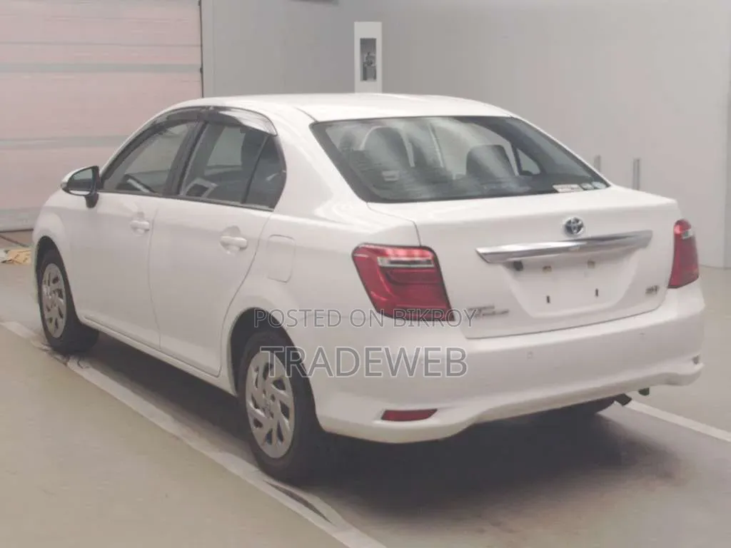Toyota Axio 2021 White