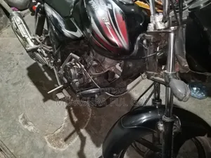 Bajaj Discover 100 2013 Black