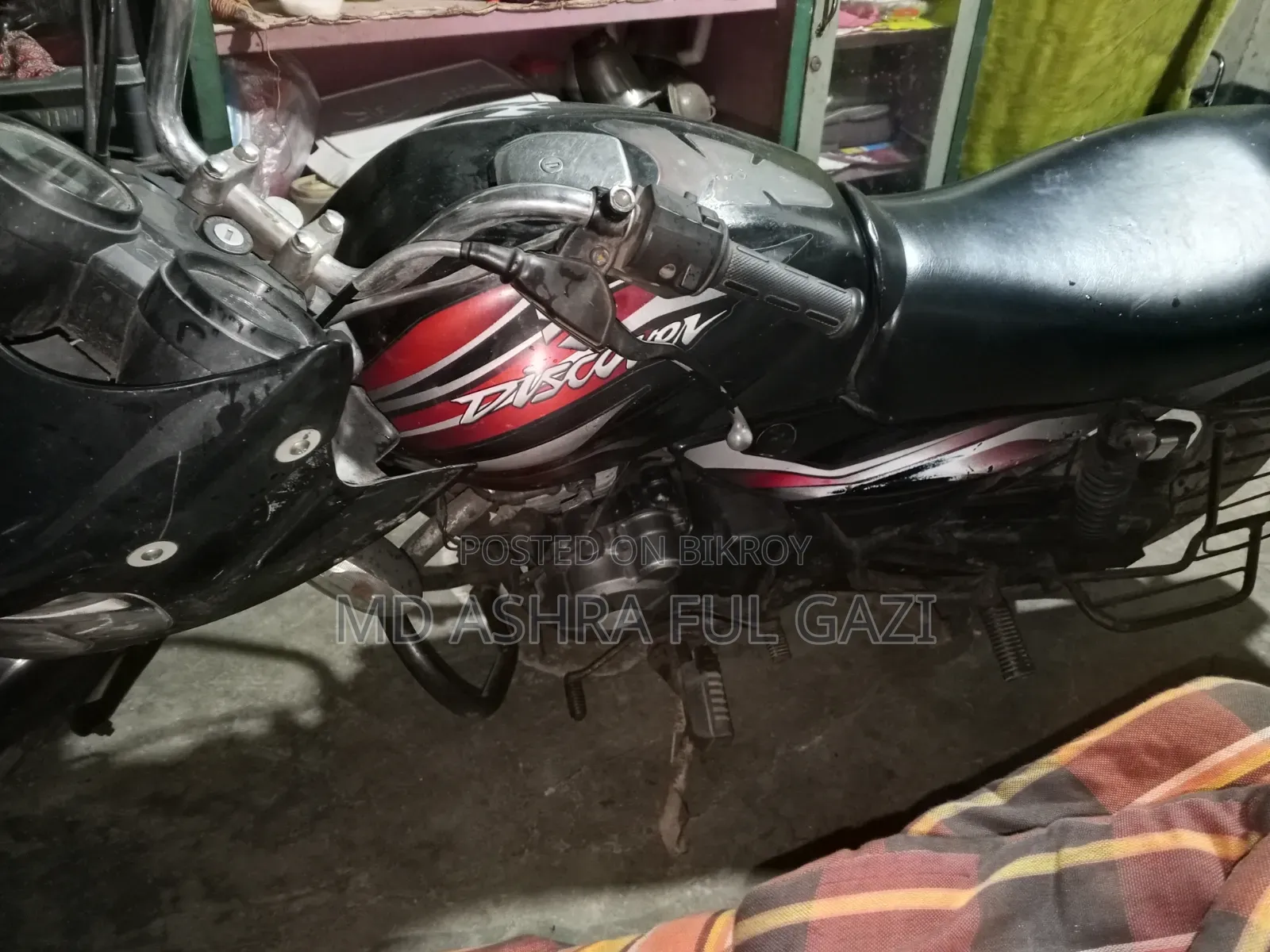 Bajaj Discover 100 2013 Black