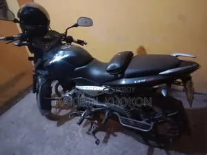 Bajaj Pulsar 135 LS 2015 Black
