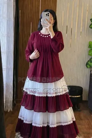 ট্রেন্ডি লেডিস টপস এবং স্কার্ট সেট