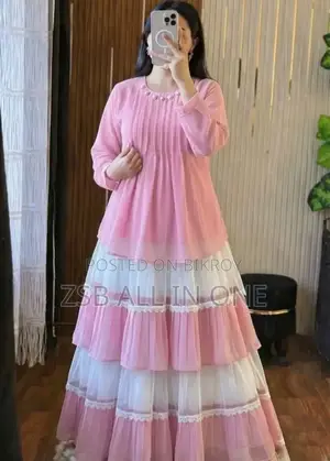 Trendy Ladies Tops and Skirt Set