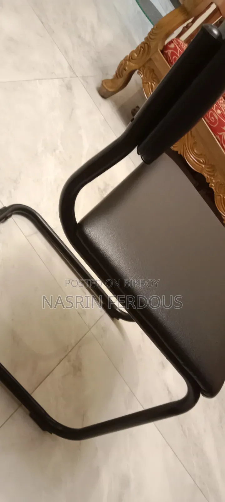 Black Chairs for the Study Table, Brand New, Aesthetic Black Chair