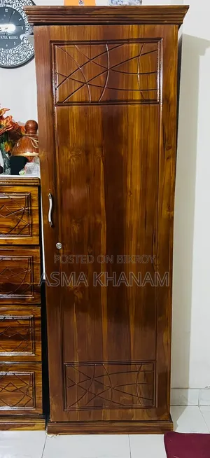 সিঙ্গেল আলমারি