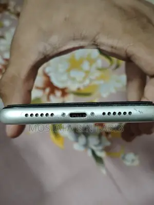 Apple iPhone 11 64 GB White