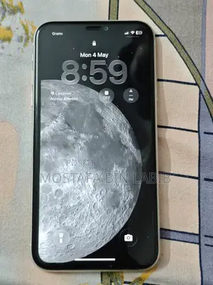 Apple iPhone 11 64 GB White
