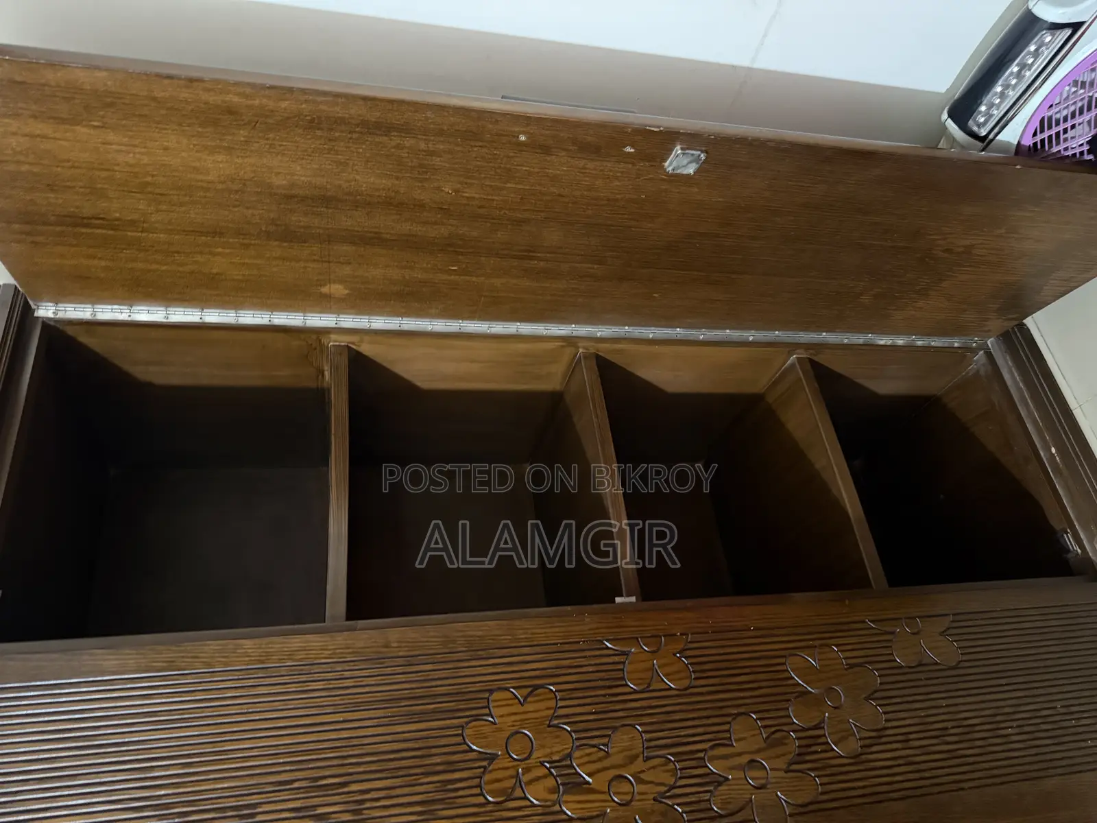 Almari 3 Part