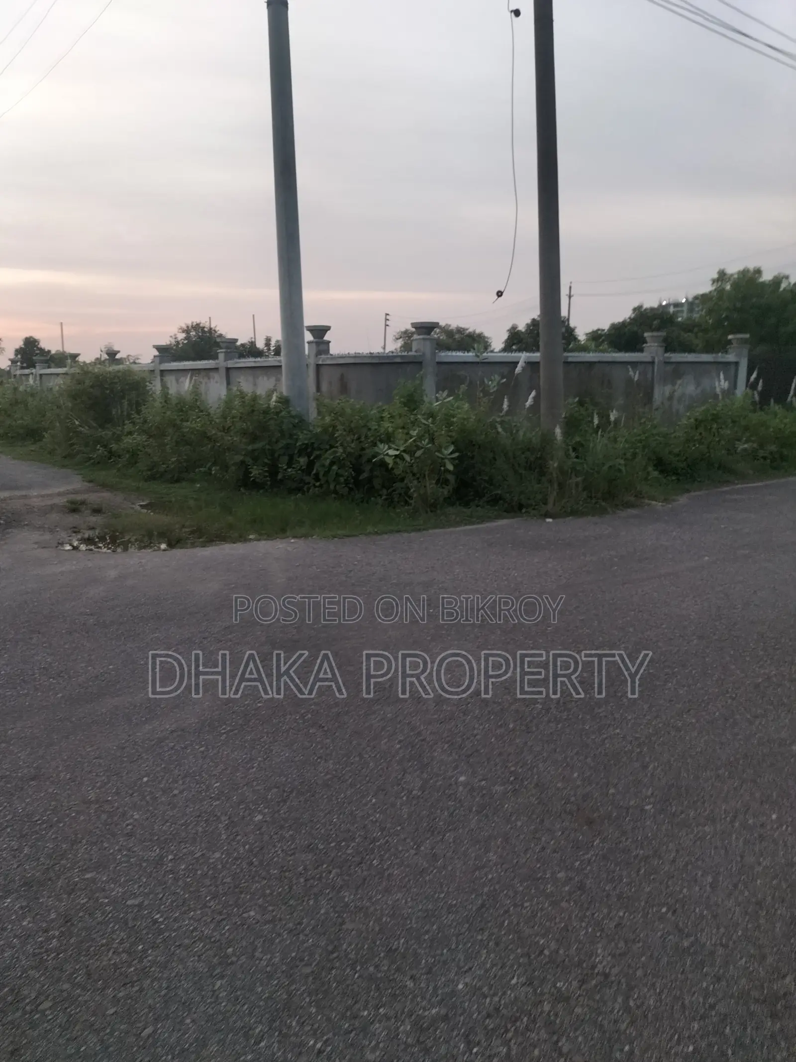 Corner 10 Katha North at Sector-9