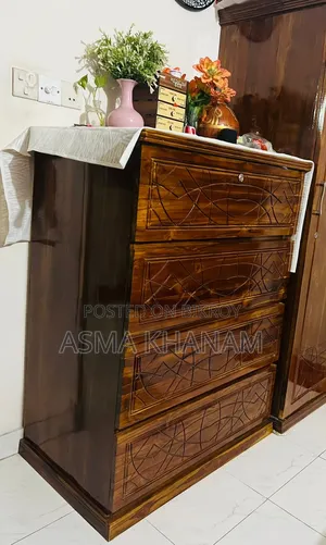 ৪ ড্রয়ারের ওয়ারড্রোব
