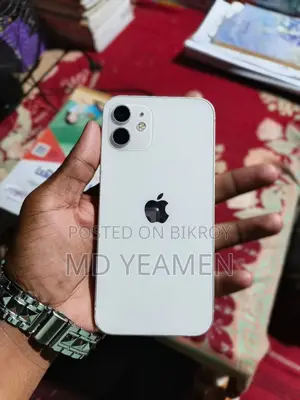 অ্যাপল আইফোন ১২ ৬৪ জিবি সাদা