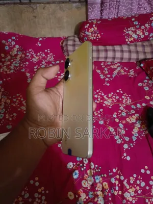নতুন Realme V30 ১২৮ জিবি গোল্ড