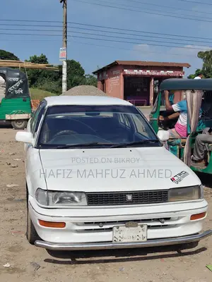 Toyota Corolla 1990