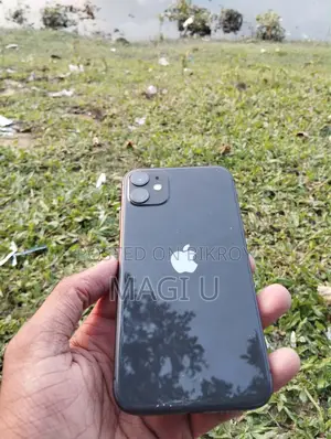 Apple iPhone 11 64 GB Black