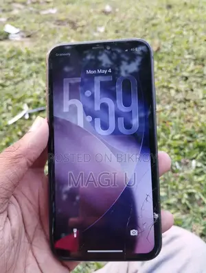 Apple iPhone 11 64 GB Black