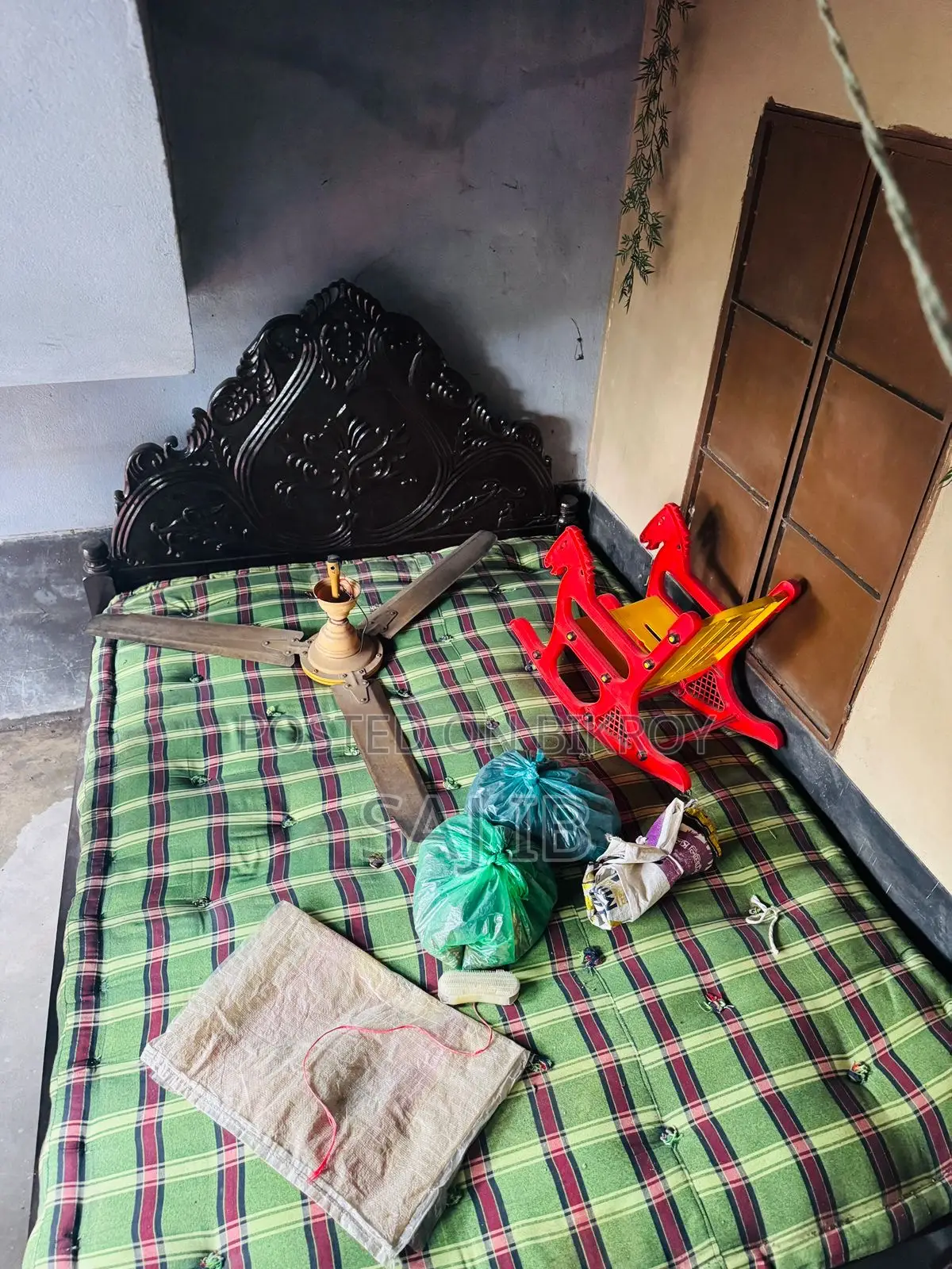 Double Bed With Mattress