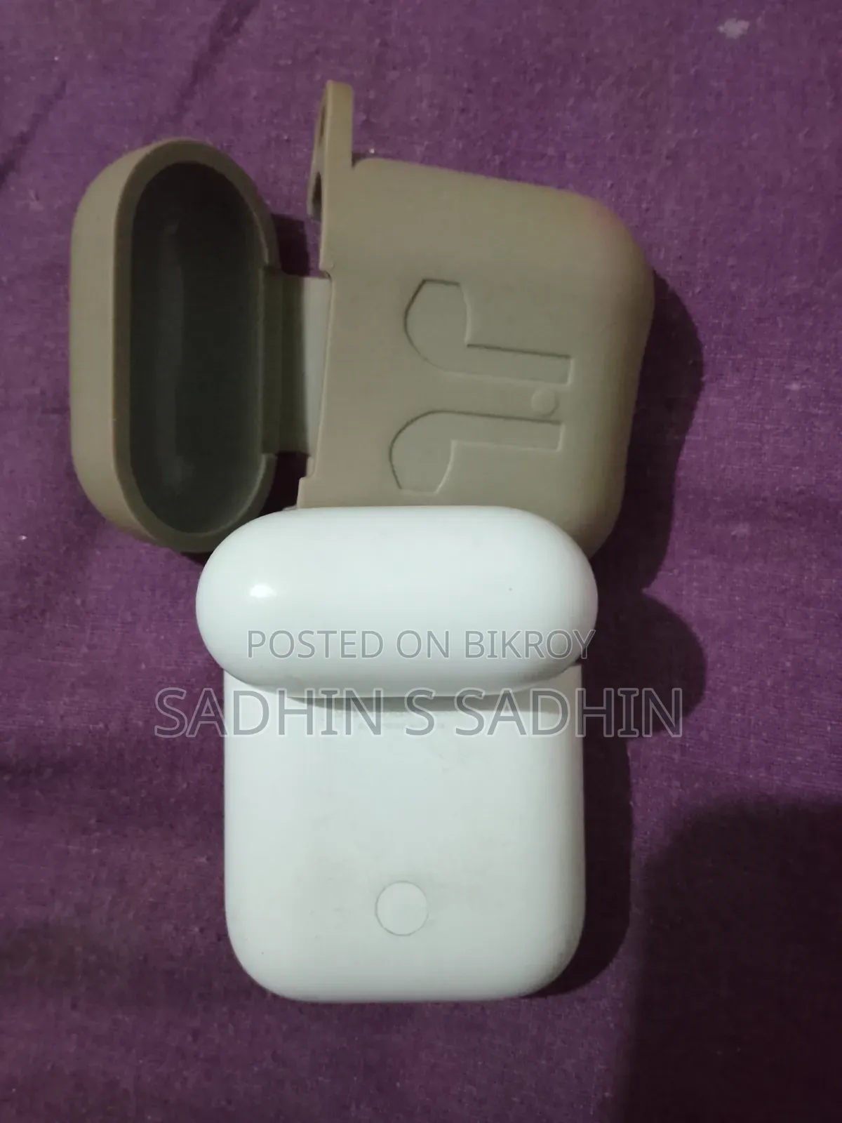 Apple Airpods California