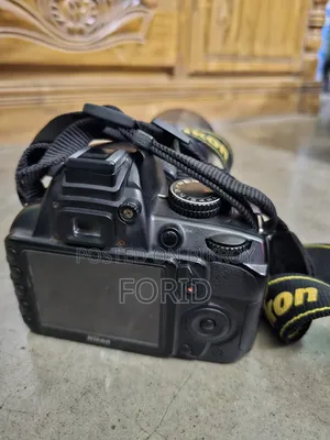 Nikon D3100