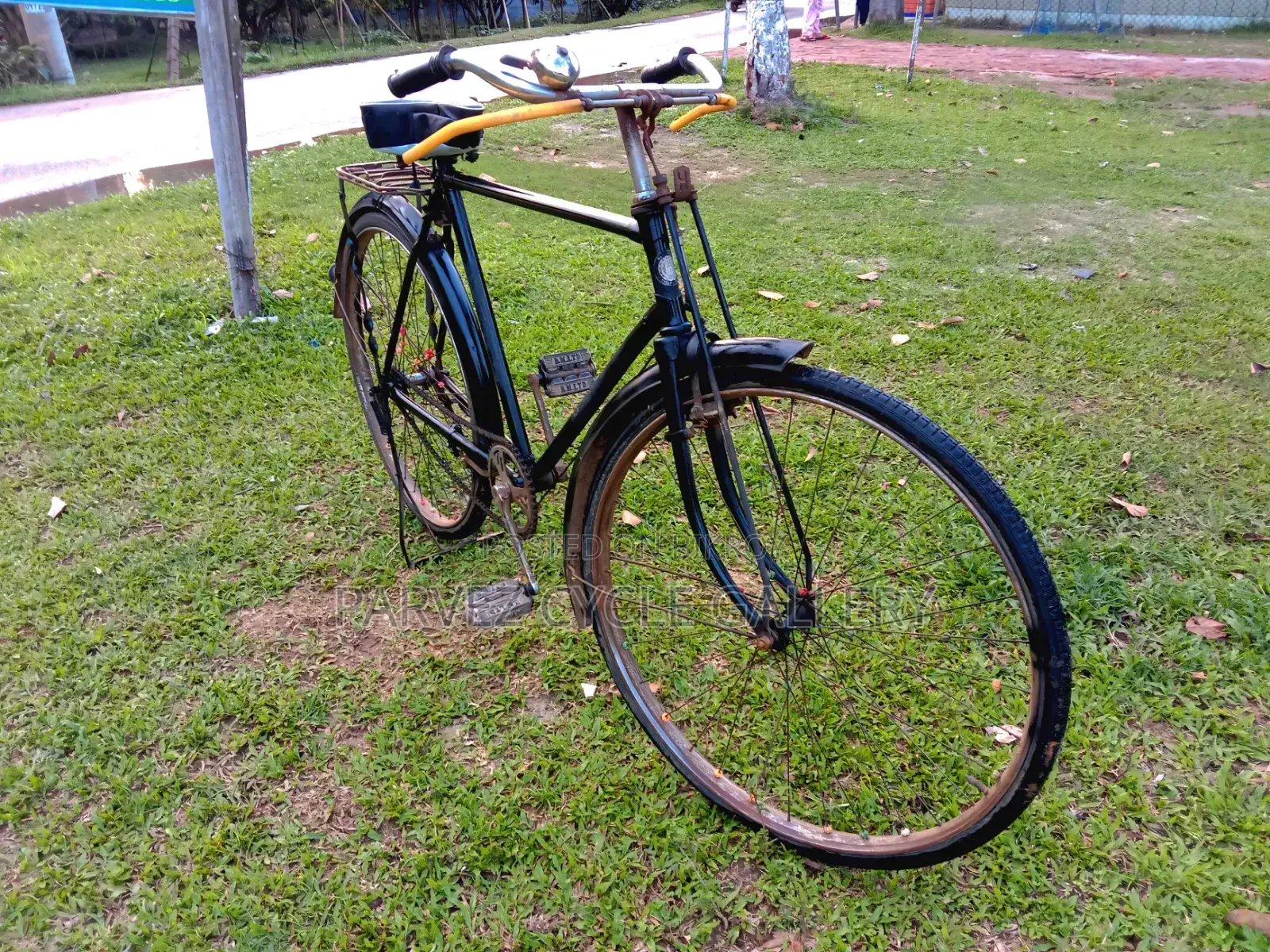 Hero 28" Bicycle | Fully Serviced | Perfect For Daily Commute |