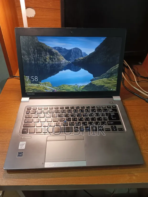 Laptop Core Toshiba Dynabook i5 R634⁄M dynabook SSD Intel : R634