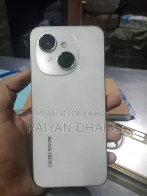 Tecno Spark Go 128 GB Silver